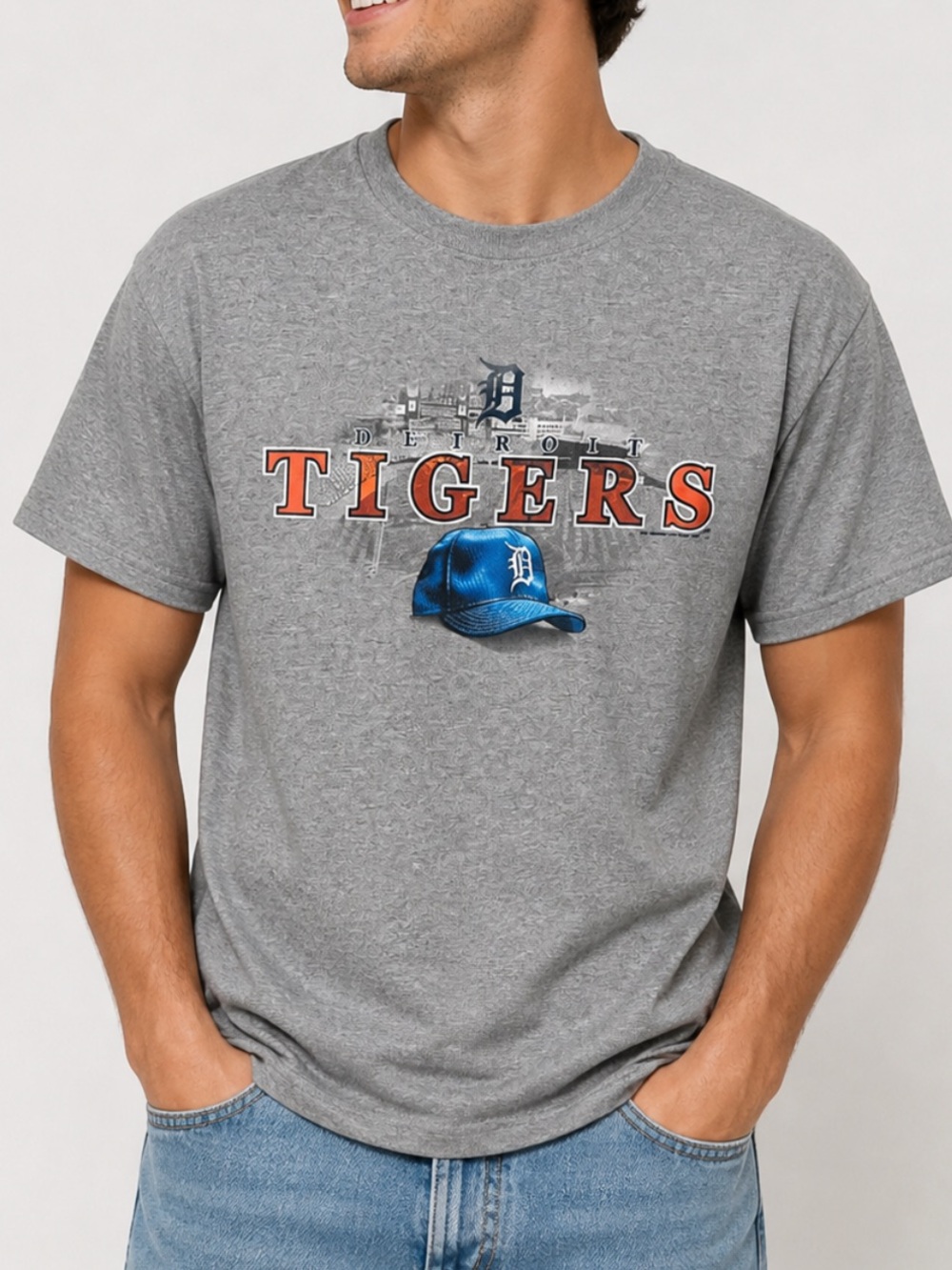 Detroit Tigers Baseball Gray Graphic T-Shirt Size Large Short Sleeve Tigers